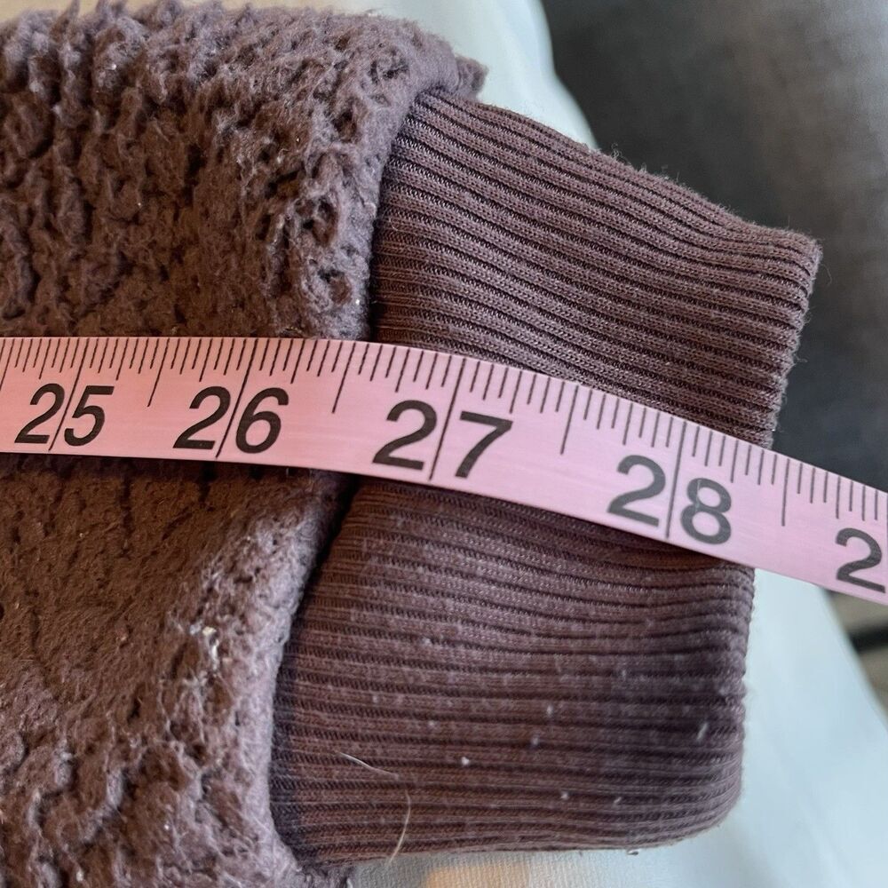 American Eagle Women’s Hoodie Fuzzy Sweater Pullover Sz XS Cozy Winter Skiing - Picture 10 of 16